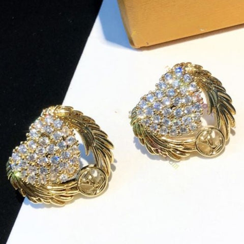 Angle Plumage Design Heart-shaped Yellow Gold Logo Charm Paved Diamonds Stud Earrings