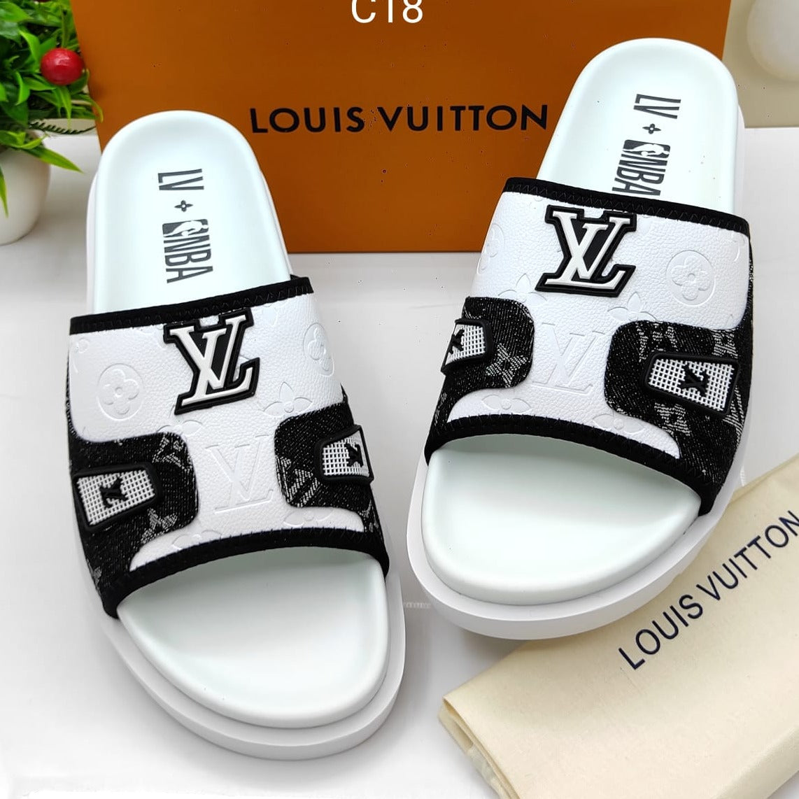 Black And White Embossed and printed Slippers