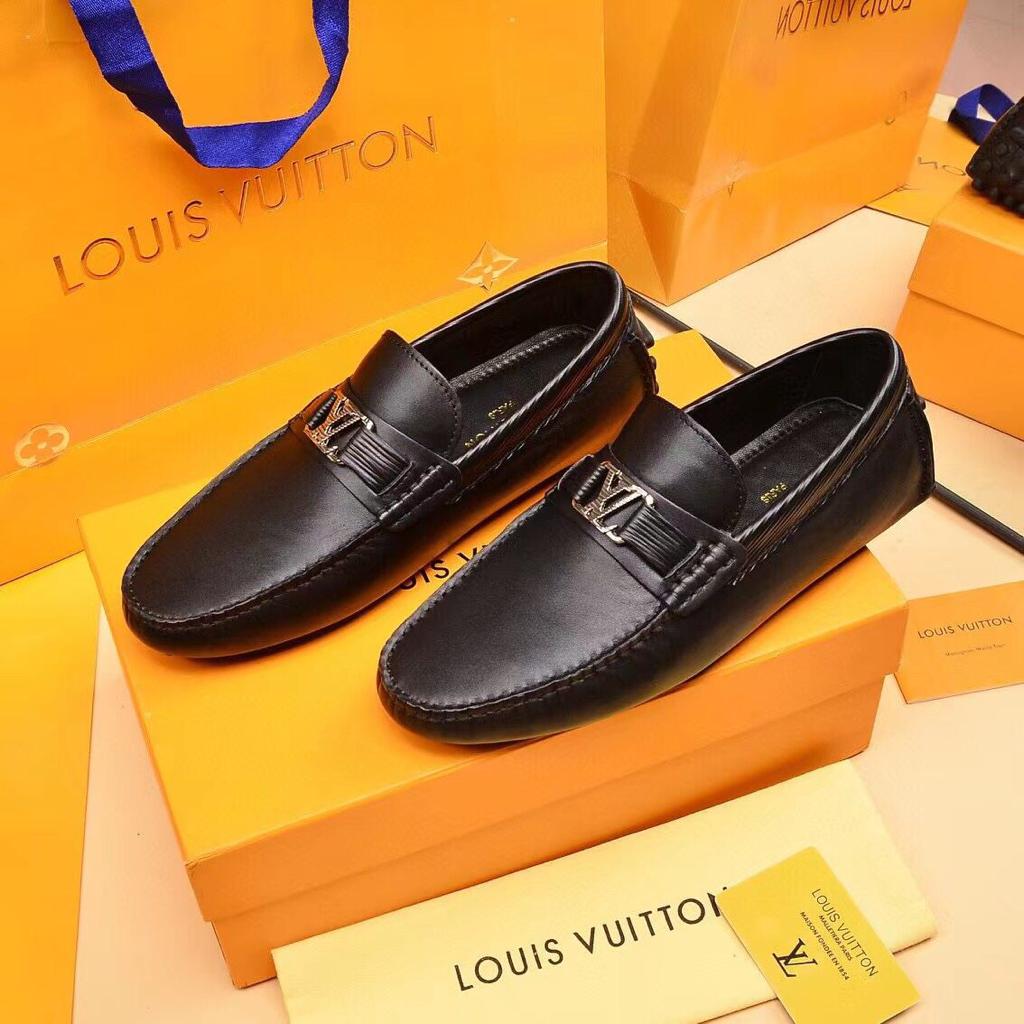 Louis Vuitton Hockenheim Black Mens Moccasin/Loafer LV 10 (US 11)