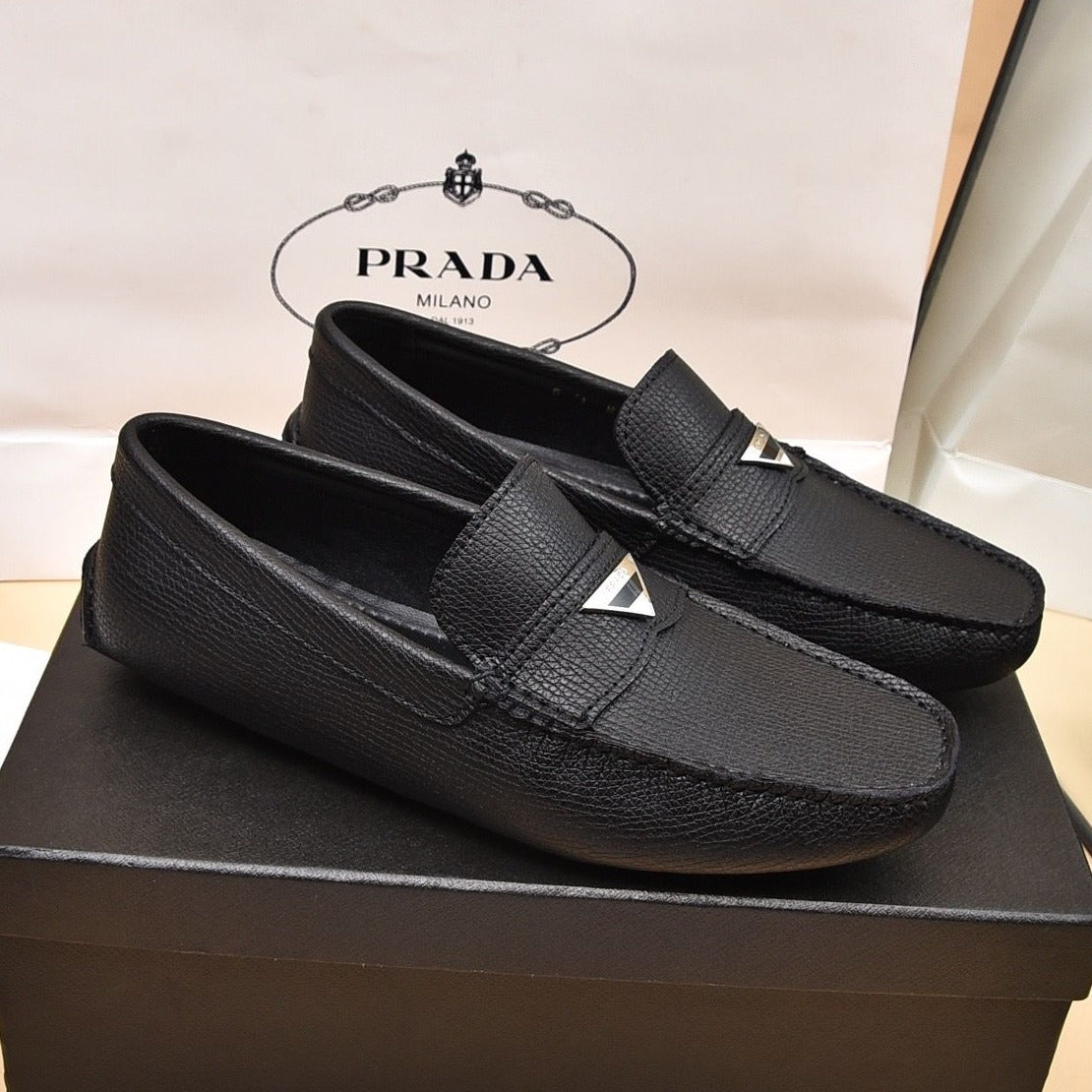 Womens Prada black Leather Triangle Loafers 55