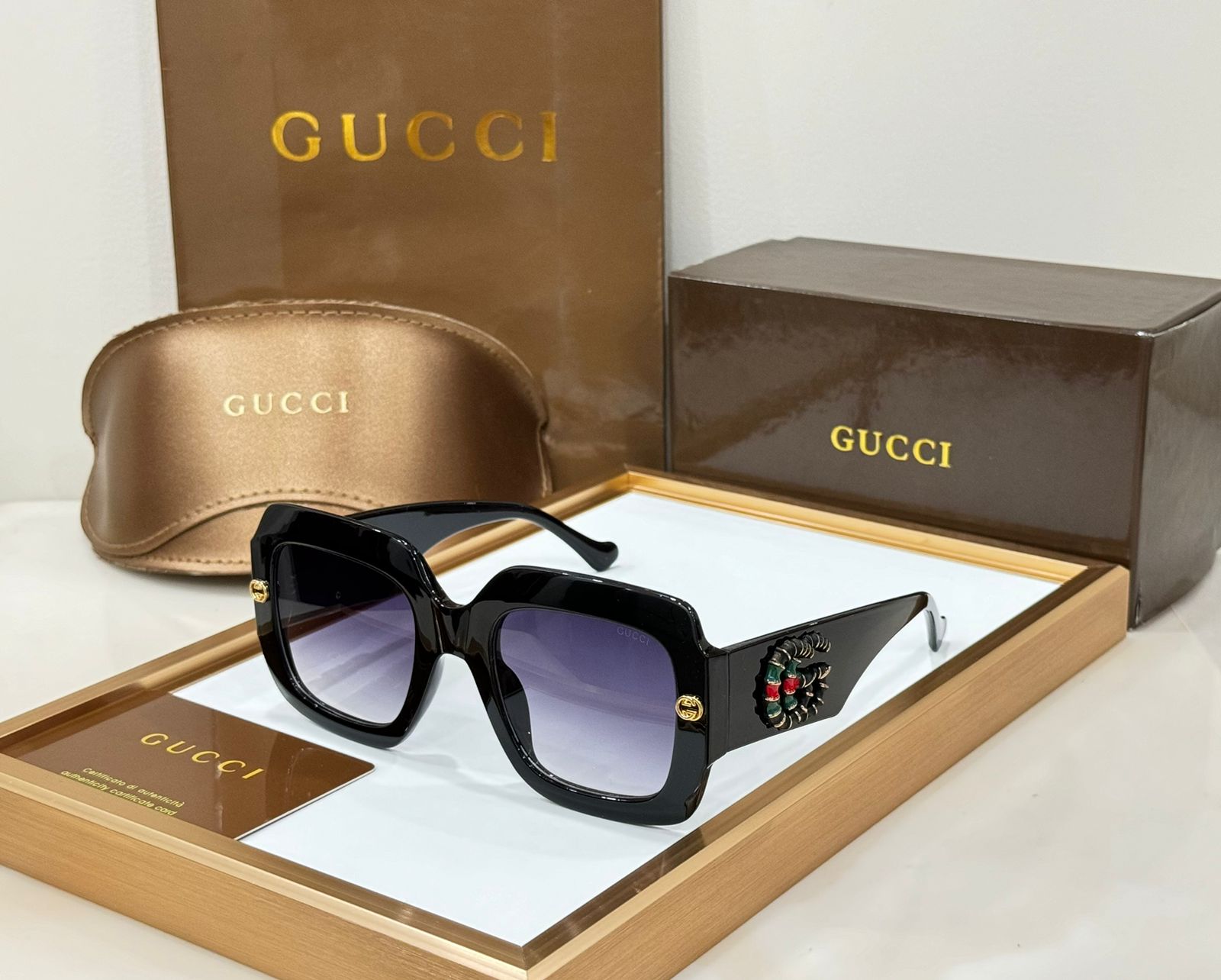 Luxury and Stylish Sunglass  For Women