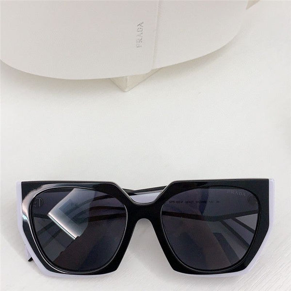 Elegant and  Over sized  Sunglasses with Brand  logo