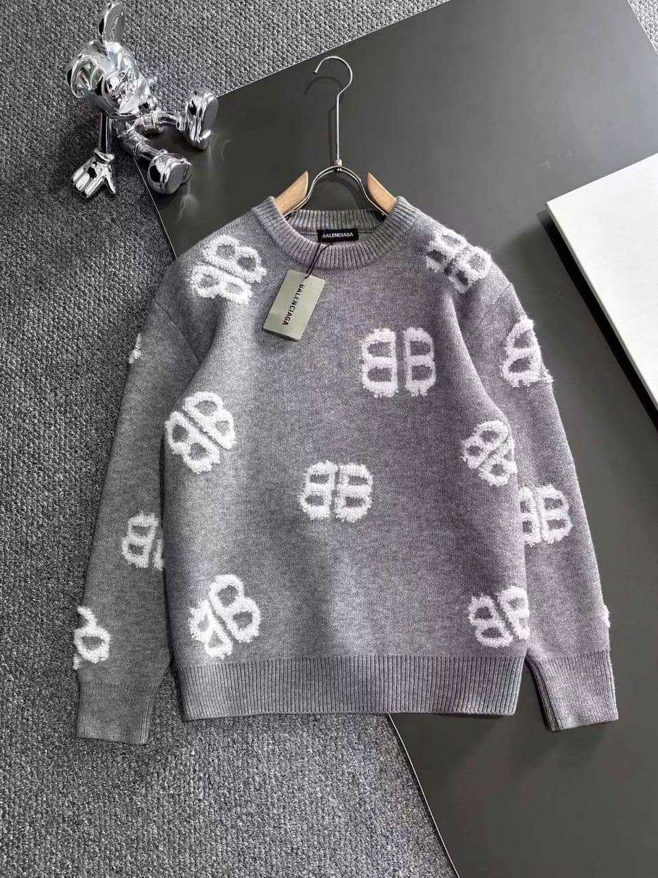 Premium BB Knit Pullover
