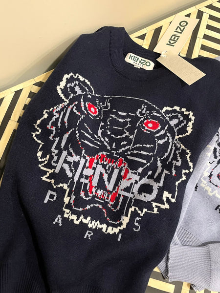 Tiger-Motif Crew Neck Sweater