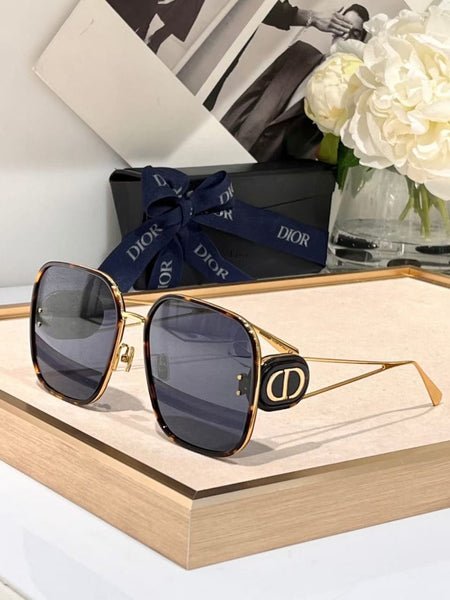 Elegant and Stylish Premium Sunglass For Women