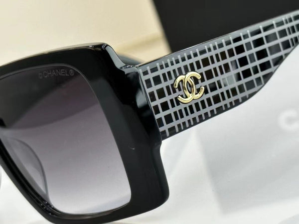 Elegant and Stylish Premium Over sized Sunglass