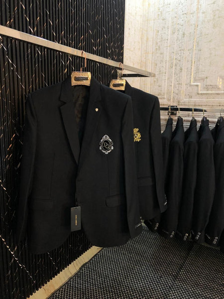 Embellished Crest Single-Breasted Blazer