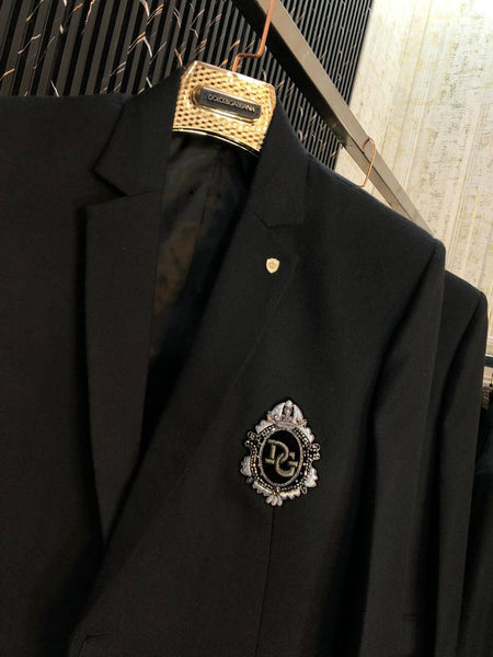 Embellished Crest Single-Breasted Blazer