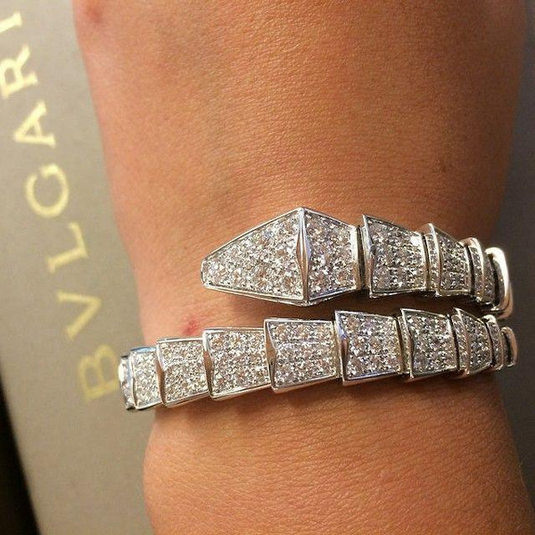 Round Brilliant Diamonds CutSerpent Viper Bracelet