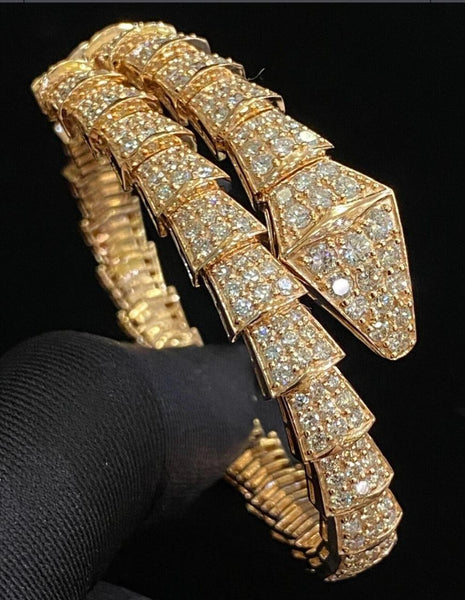 Round Brilliant Diamonds CutSerpent Viper Bracelet