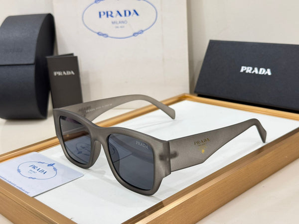 Premium Look Bold Sunglass