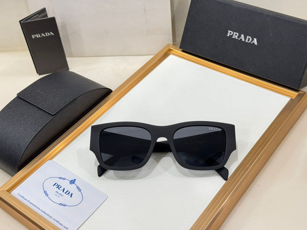 Premium Look Bold Sunglass