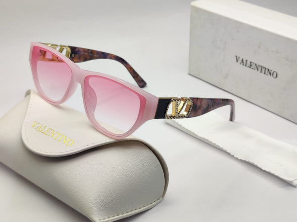 Designer Sunglasses with Gold V Logo  Luxury UV Protection Shades