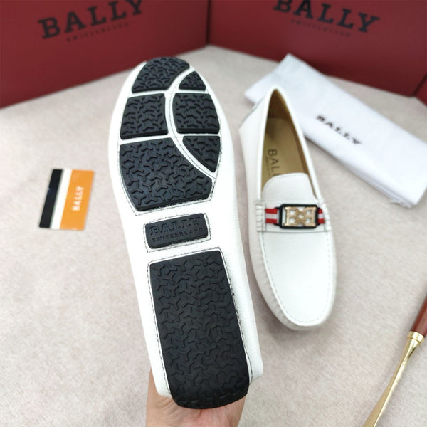 Luxury White Leather Loafers Signature Stripe