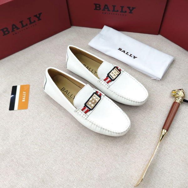Luxury White Leather Loafers Signature Stripe