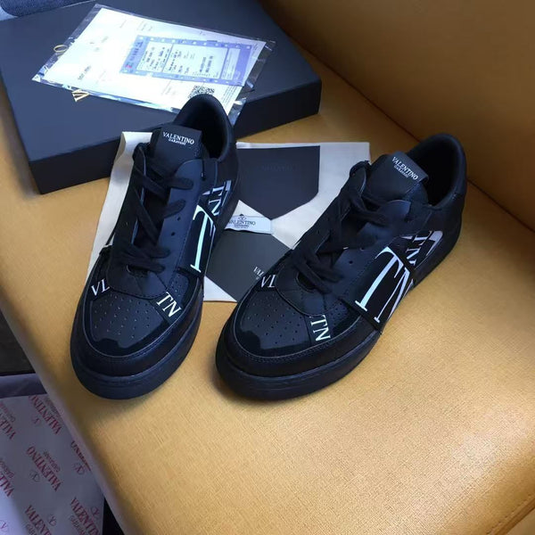 Men Premium All-Black Low-Top Street Sneakers – Bold Monogram Design