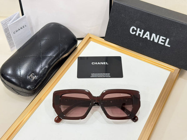 Oversized Square Sunglasses – Luxury Statement Design