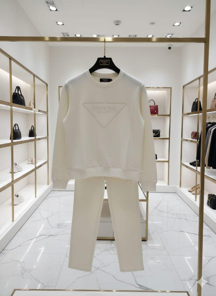 Premium White Sweatshirt & Jogger Set with Elegant Minimal Design