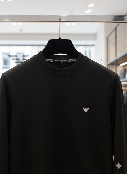 Elegant  Branded  Black  Classic Long-Sleeve Tee