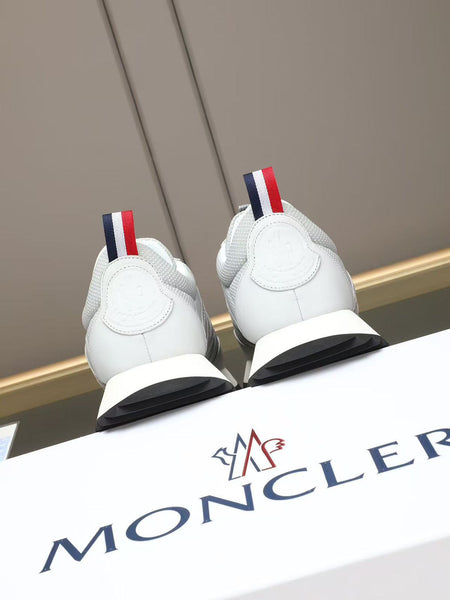 Premium  Brand  Mesh Sneakers Lightweight & Modern Comfort