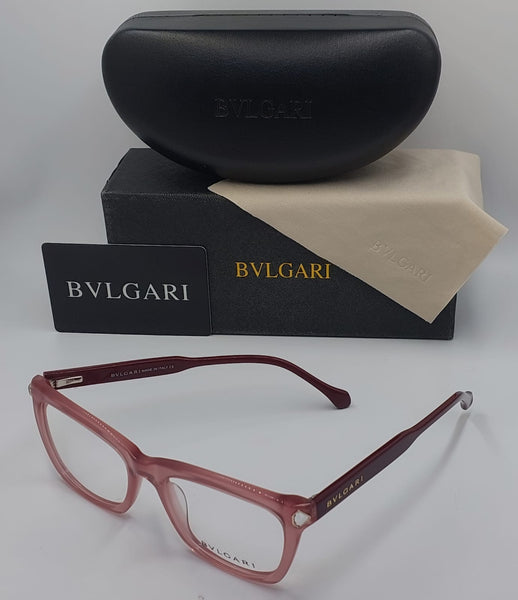 Luxury Eyeglass Frame Elegant Design with Gold Detailing