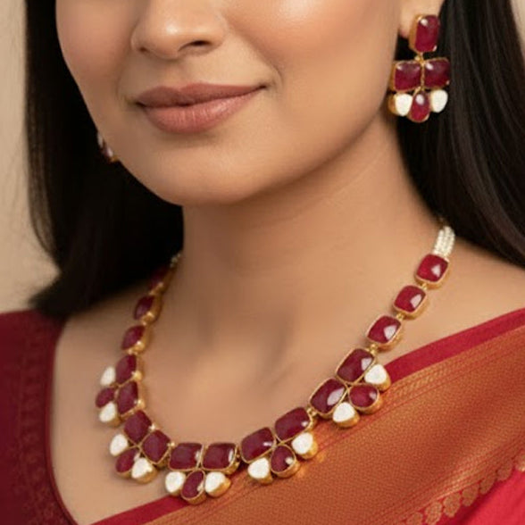 Golden Plated Precious Stone Necklace Set in Red Strawberry Quartz & Amethyst Finish