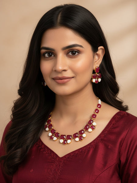 Golden Plated Precious Stone Necklace Set in Red Strawberry Quartz & Amethyst Finish