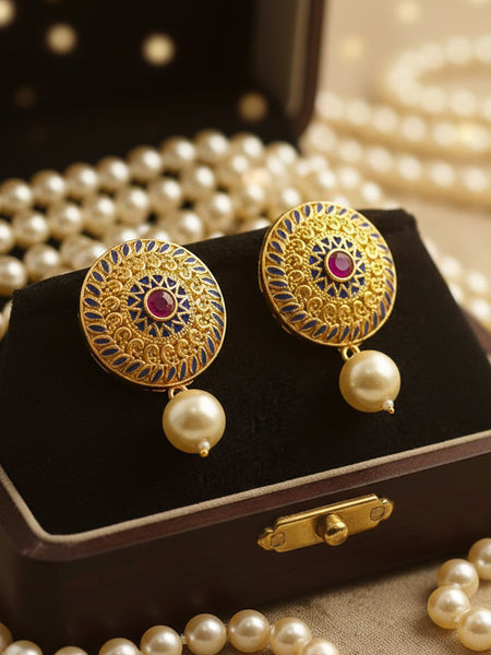 Handcrafted Traditional Kundan & Polki Pendant Set with Onyx Beading