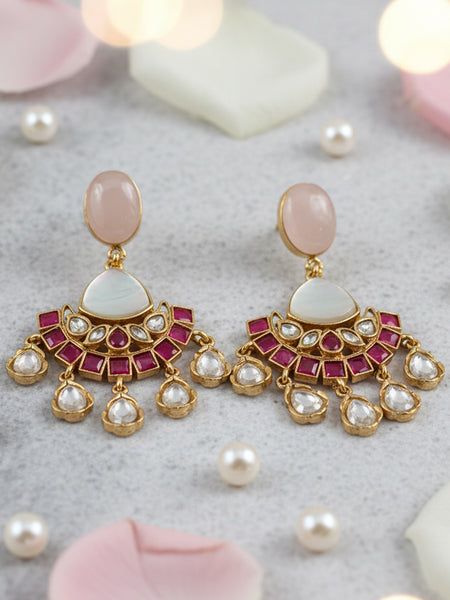 Golden Plated Semi-Precious Stone Necklace Set with Kundan Touch