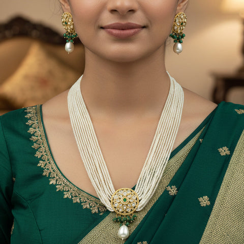 Traditional Kundan Cheed Beaded Necklace Set in Golden Finish