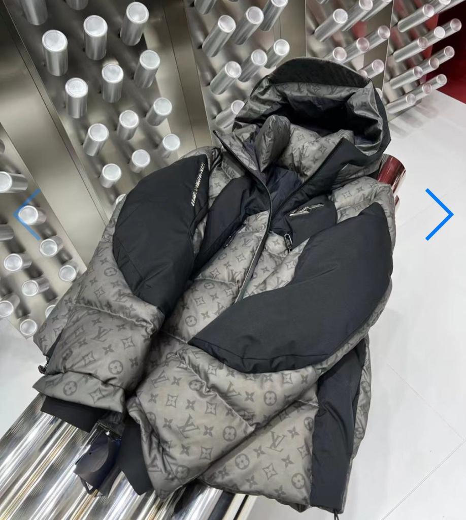 Louis Vuitton 2054 Heat & water sensitive technical puffer jacket