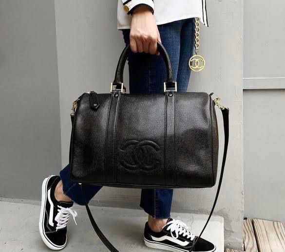 Solid Black Shoulder Leather bag