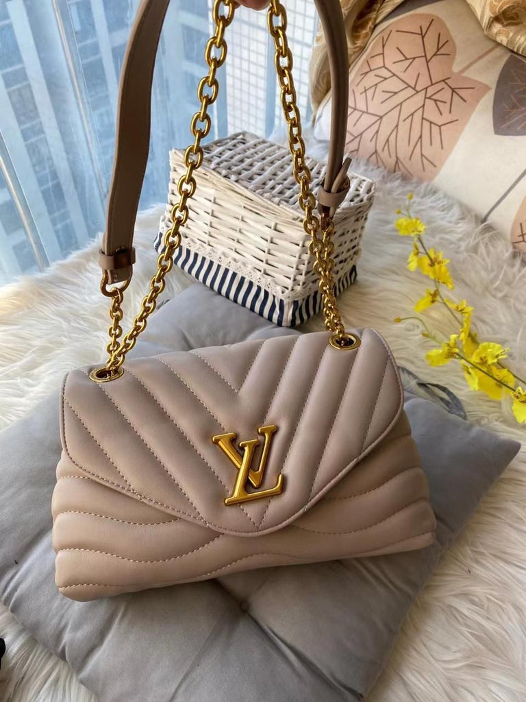 Louis Vuitton New Wave Chain Shoulder Bags for Women
