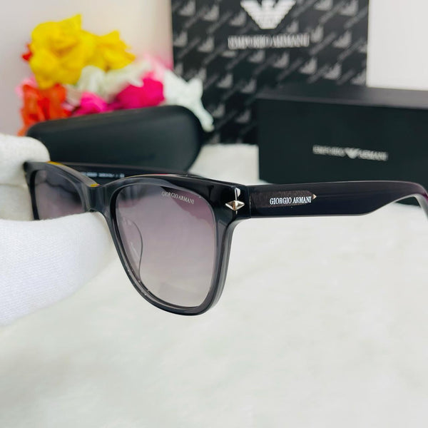 Luxurious UV Protected Sunglasses For  Men
