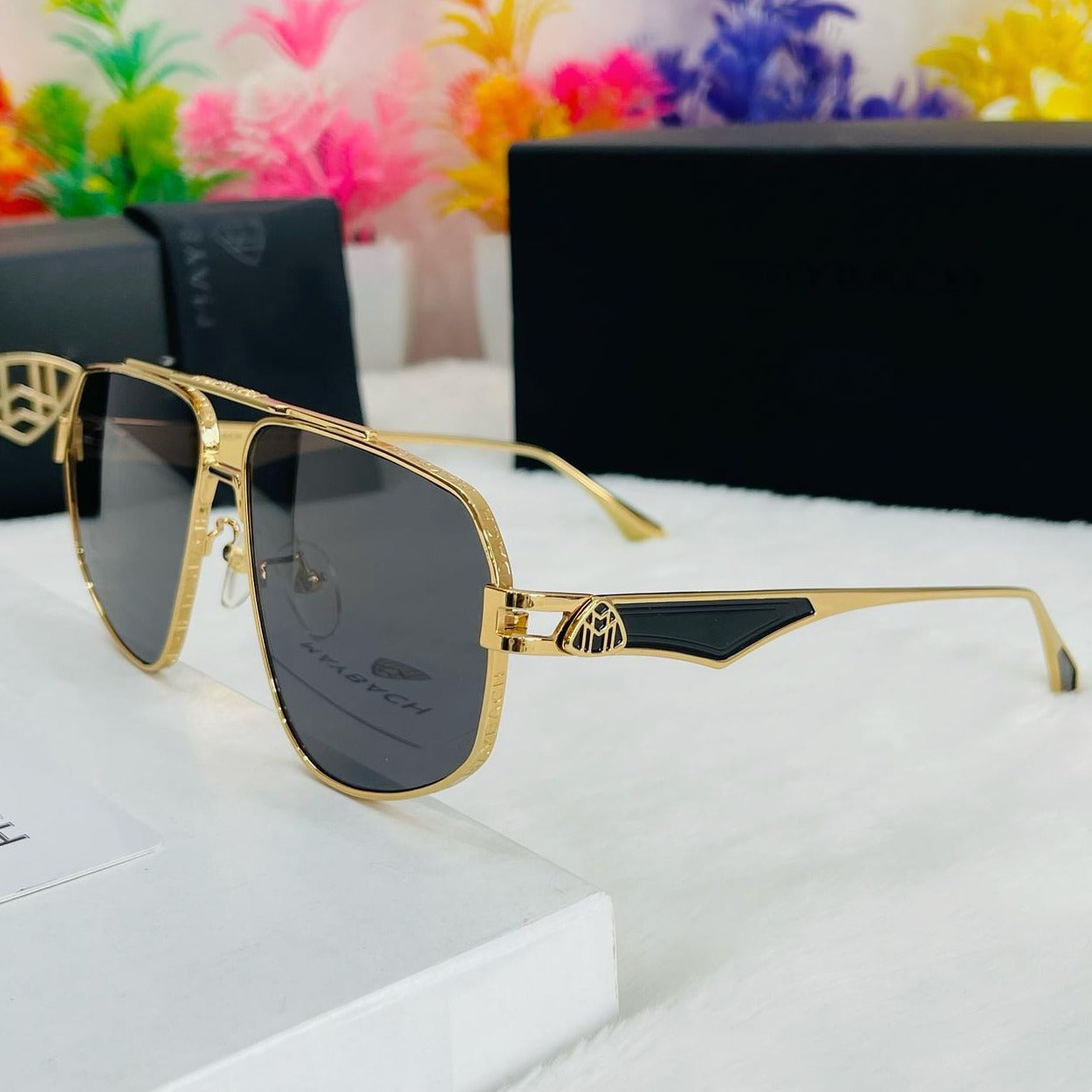 Helios Aviator Frameless Sunglasses | The Gold Gods