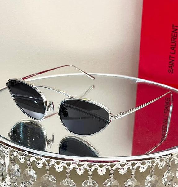 Metallic Oval Classical Sunglasses