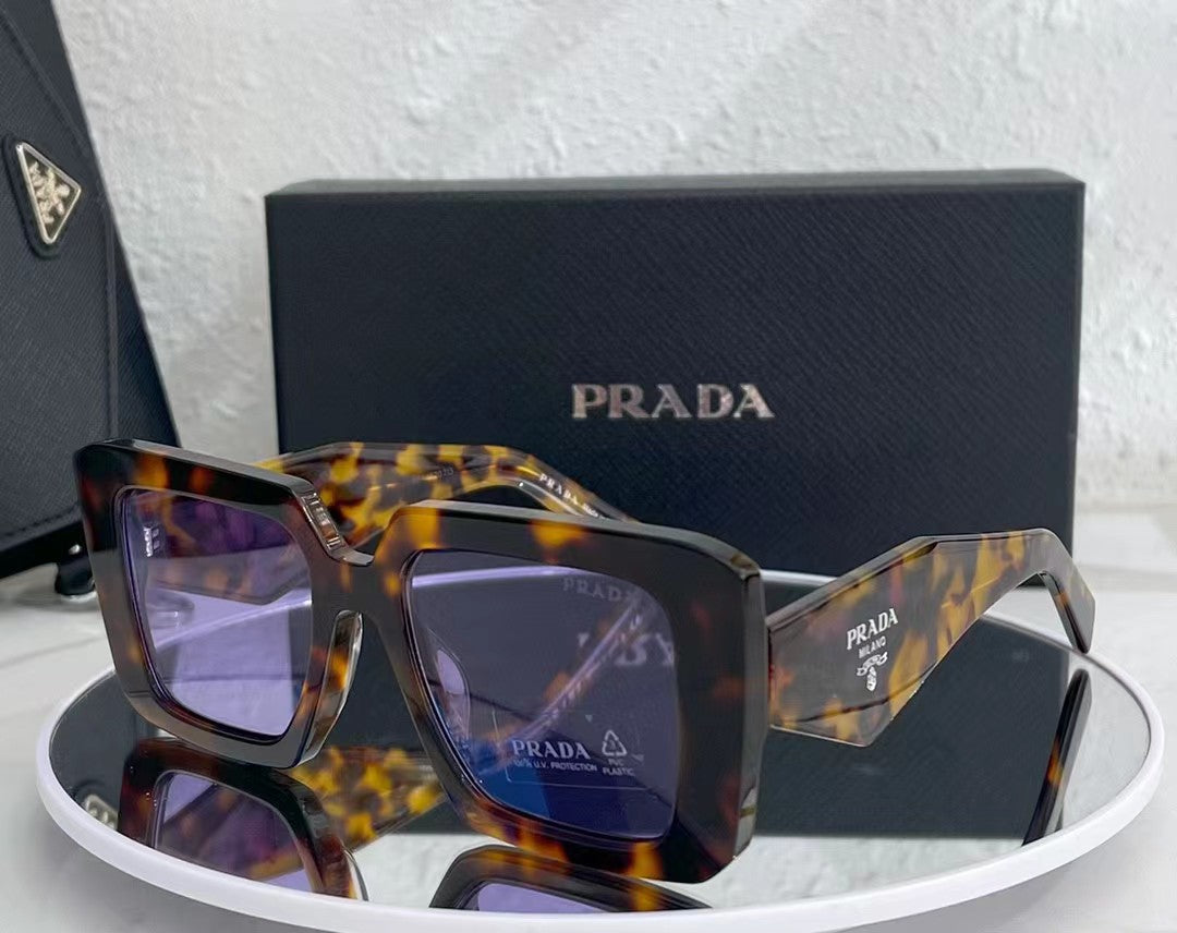 Luxurious Sunglasses For Women
