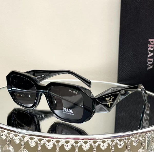 Latest Luxurious Sunglasses For Women