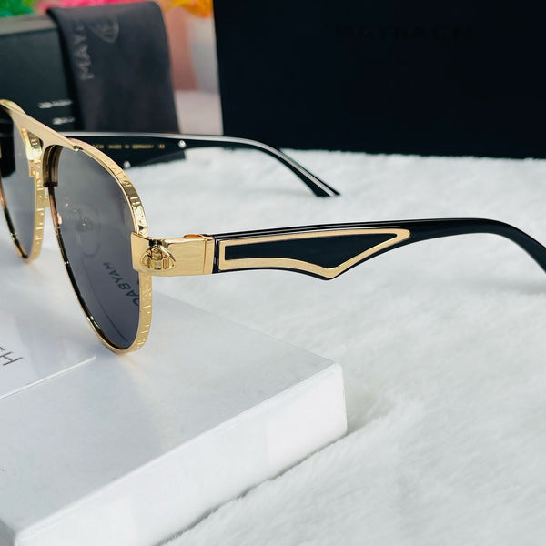 Luxury  Stylish Metal Pilot Sunglasses For Men