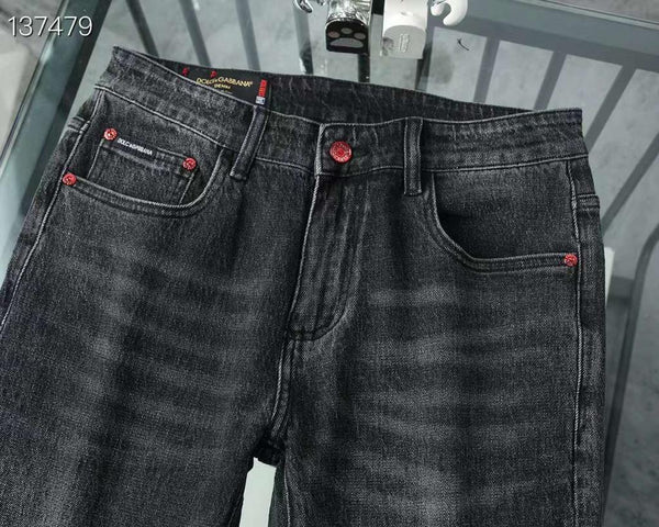 Stretchable Fabric Regular Cut Denim Jeans
