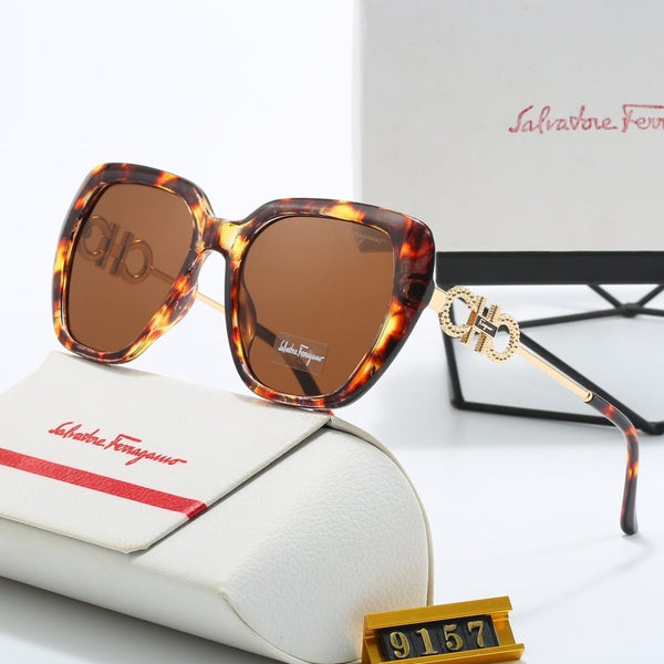 Elegant and Stylish Women Branded Sunglass