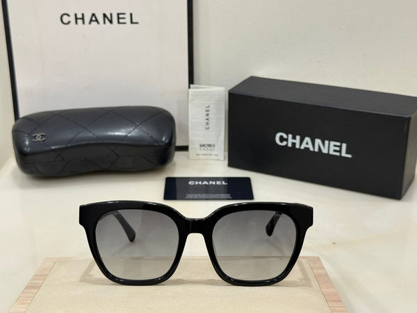 Women's Square Oversized Sunglasses  Multicolour Branding