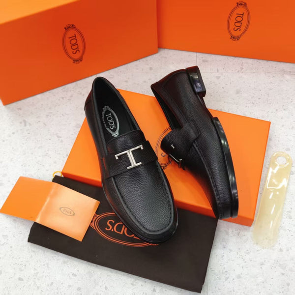 Classic Black Leather Shoes with Signature ‘T’ Buckle for Men