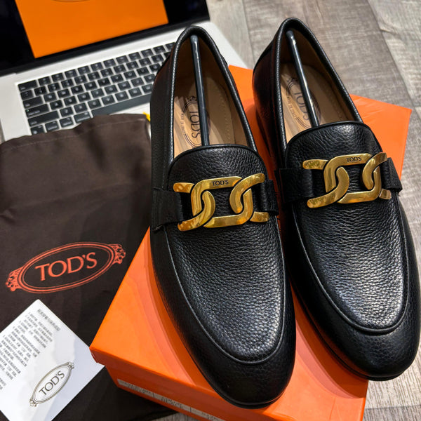 Iconic Black Leather Loafers with Gold Chain Detail