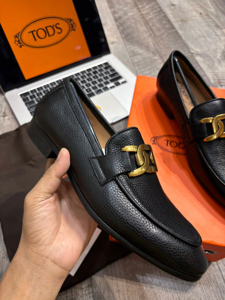Iconic Black Leather Loafers with Gold Chain Detail