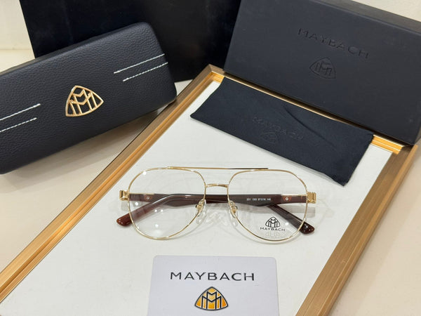 Luxury Gold-Rim Eyeglasses – Premium Designer Frame