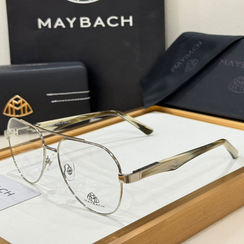 Luxury Gold-Rim Eyeglasses – Premium Designer Frame