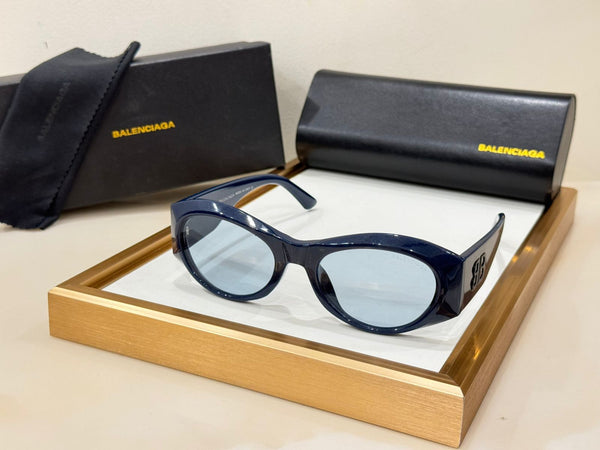 Luxe Bold BB Emblem Oval Shield Sunglasses