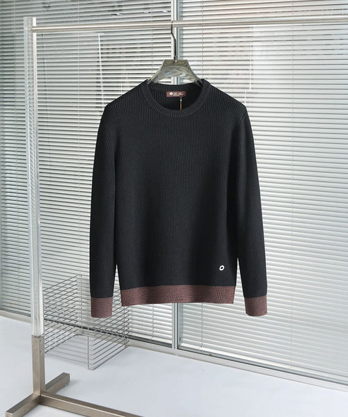 Premium Knit Sweater Timeless Comfort & Modern Design