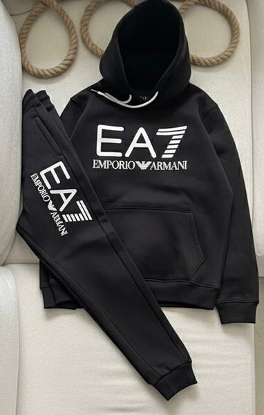 Premium Tracksuit Set Iconic Style in Black & Cream